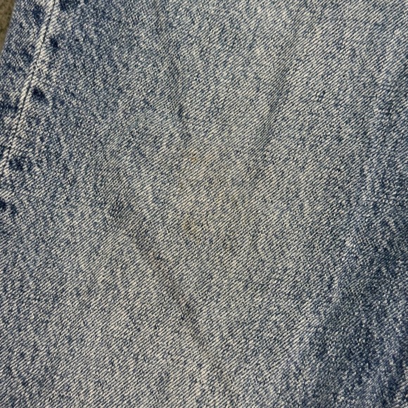 Lucky Brand Jeans Mens 33x30 Blue 410 Athletic Straight Light Wash Distressed - Picture 4 of 13